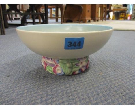 A Clarice Cliff bowl, garden pattern 8 1/2" diameter 