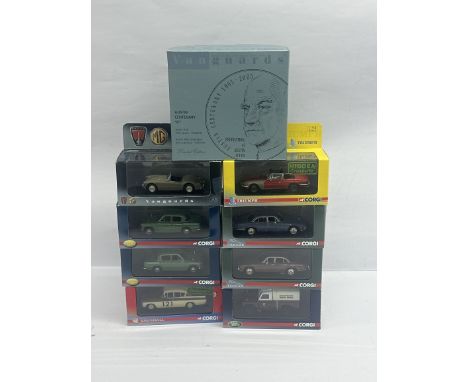 Vanguards 1/43 VA04702 – Triumph TR3A – Gris Silverstone / Rouge – Occasion