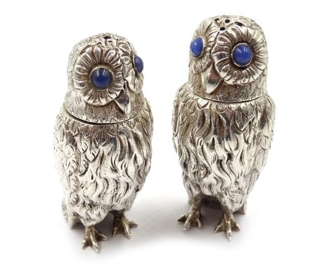 Silver owl pepper and salt by Copper Ludlam Sheffield 19cm approx 8oz