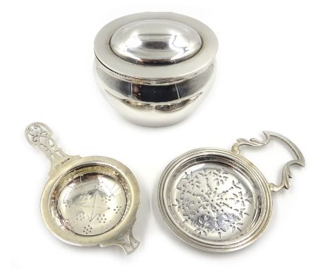 Silver tea caddy, hinged lid by William Hutton & Sons Ltd Birmingham 1899, two 1940's hallmarked silver tea strainers approx 