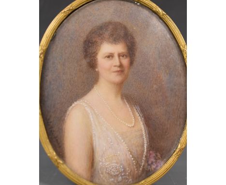 Ida Frances Laidman (1877-1962), Edwardian portrait miniature of a lady wearing a pearl necklace, signed lower left, maximum 