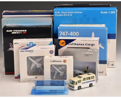 Sixteen 1:200 1:400 and 1:600 scale diecast model aircraft by various manufacturers all Air France, KLM and Lufthansa liverie