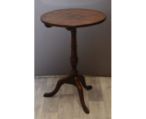 19thC mahogany circular side table raised on tripod base, D51 x H73cm