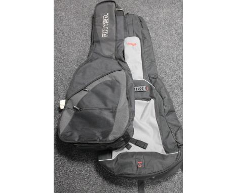 Two guitar carry bags : Stagg and Ritter 