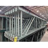 (15x) Teardrop Uprights, 20' T x 42" D, 4-1/2" x 3" Foot Plate ($30 Loading fee will be added to buy
