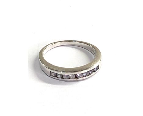 Vintage 9ct white gold tanzanite ring weight 3.5g 