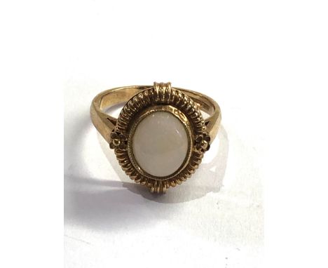 9ct gold opal cocktail ring weight 4.2g 