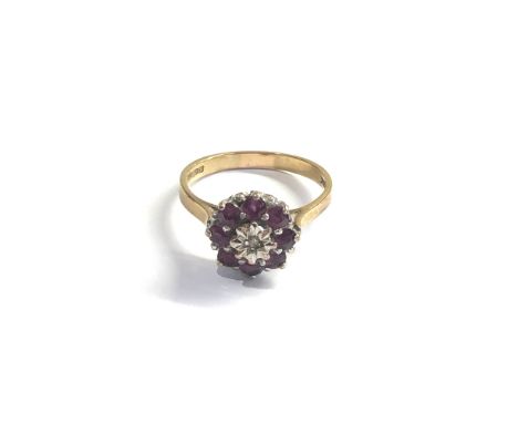 9ct gold diamond &amp; ruby cluster ring weight 3.7g 