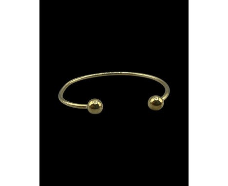 9ct gold baby bangle 1.9grams