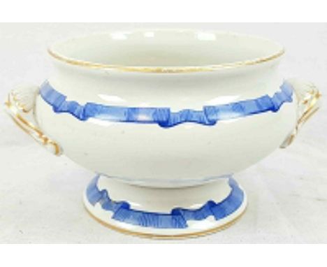 Antique Royal Worcester Bowl with Thomas Goode and Buckingham Palace mark on base.12cm diameter. 9cm tall. 