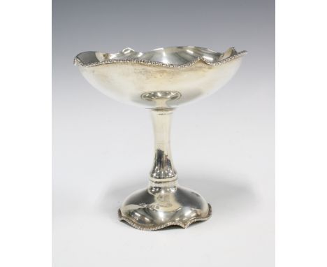 George VI silver comport, Ernest Wilfred Sanders &amp; Henry Arthur Mackenzie, Birmingham 1945, 14cm high 