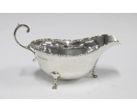 George VI silver sauce boat, Birmingham 1939 