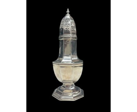 1930s Art Deco silver sugar shaker by Viners, Birmingham hallmarks. Approx 21cm high and 260g.