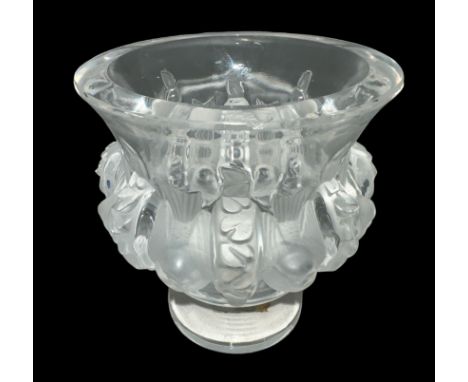 A modern Lalique France art deco style crystal Dampierre pattern vase with embossed sparrows and vines surround design. Cryst