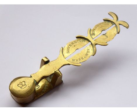 19th century sovereign scales for full and half sovereigns, marked Sovereign Warranted