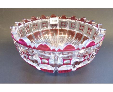 Late 19th/early 20th century ruby flash-cut glass bowl having castellated-style top (22.75cm diameter)