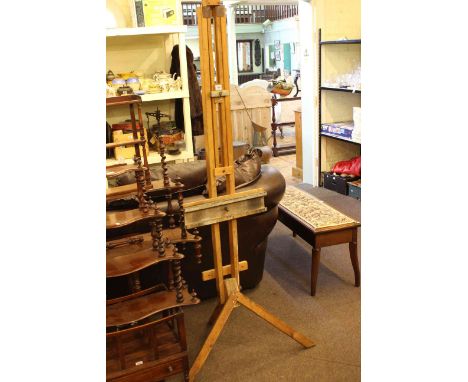 Studio artists easel.