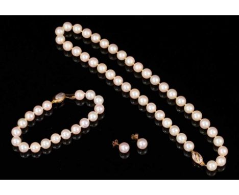 Garrard &amp; Co. cultured pearl necklace, bracelet and two pairs of earrings plus twelve loose cultured pearls. The necklace
