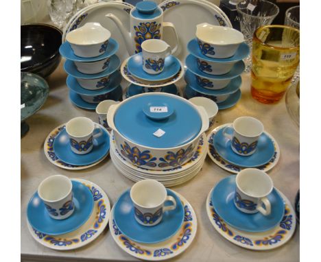 A J G Meakin Studio range Nova pattern dinner service for eight inc oval plate; round plates, side plates, cup and saucers;  