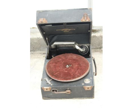 A VINTAGE PORTABLE COLUMBIA RECORD PLAYER