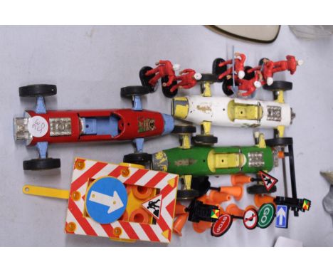 THREE VINTAGE TRIANG MINI HIWAY RACING CARS