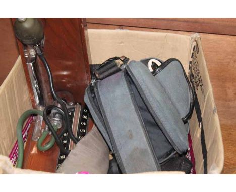 LOT OF MIXED COLLECTABLES
including a vintage camera, etc