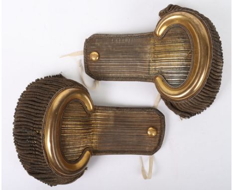 Pre 1855 Epaulettes for the Military Knights of Windsor, fine pair of early style full dress epaulettes with gilt metal crown