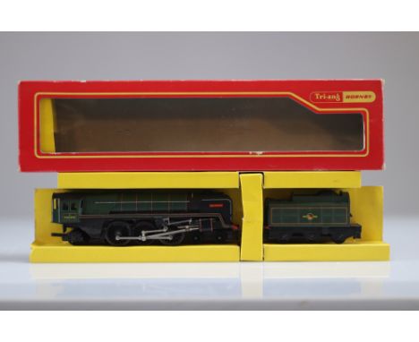 Hornby locomotive / Reference: R259S / Type: 4.6.2. Britannia 70000 / Country: UK / Company: British Railway / Color: Green /