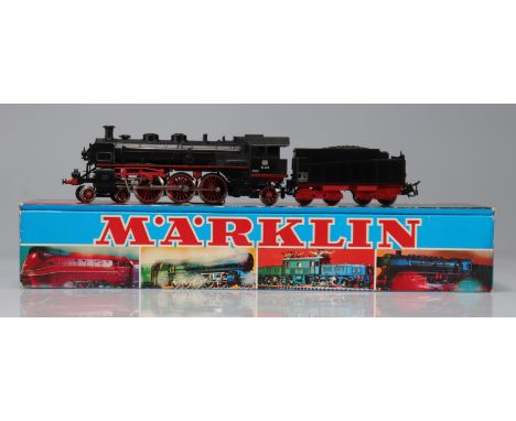 Marklin locomotive / Reference: 3091 / Type: 4.6.2 18478 / Country: D / Company: Deutsche Bahn / Color: Black / Tender: Yes -