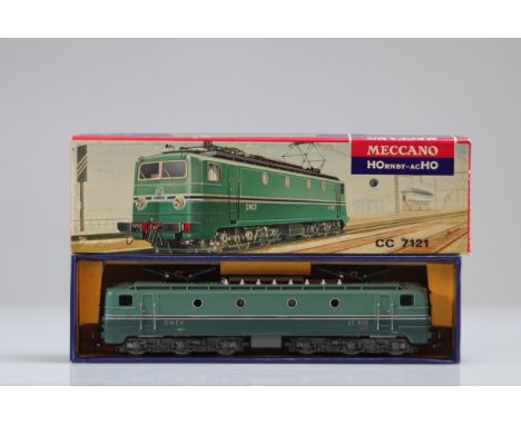 Locomotive Meccano / Reference: CC 7121-71 (Hornby) / Type: CC 7121 / Country: F / Company: SNCF / Color: Green 2 tones / Ten