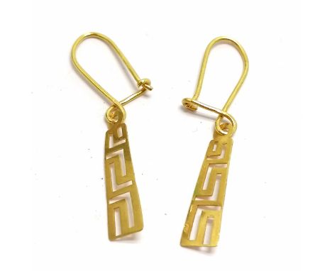 18ct marked gold Greek key pattern drop earrings - 3.5cm drop &amp; 1.1g - SOLD ON BEHALF OF THE NEW BREAST CANCER UNIT APPEA