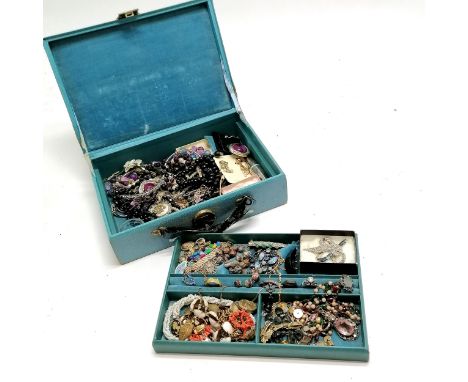 Vintage blue jewellery box containing qty of antique &amp; later jewellery inc coral 