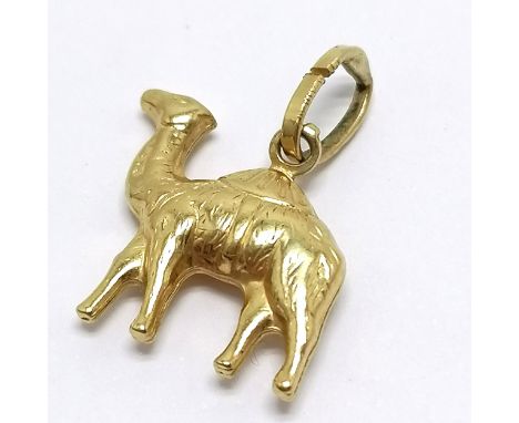 18ct hallmarked gold dromedary camel pendant - 1.8cm drop &amp; 1.2g &amp; bale has been cut 