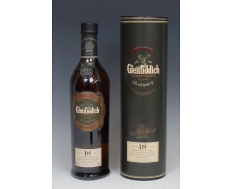 Whisky - Glenfiddich Ancient Reserve Single Malt Scotch Whisky, aged 18 years, 43% vol, 75cl, level below neck, card tube 