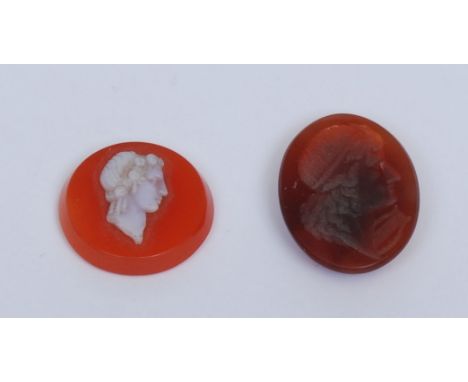 Glyptic Art - a 19th century carnelian oval intaglio, carved with a bust length portrait of a Renaissance gentleman, 3cm long