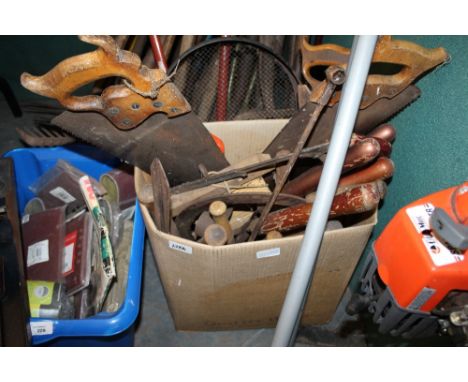Large quantity of garden tools
