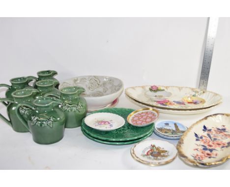 TRAY QTY OF CERAMIC ITEMS, GREEN GLASED JUGS ETC 