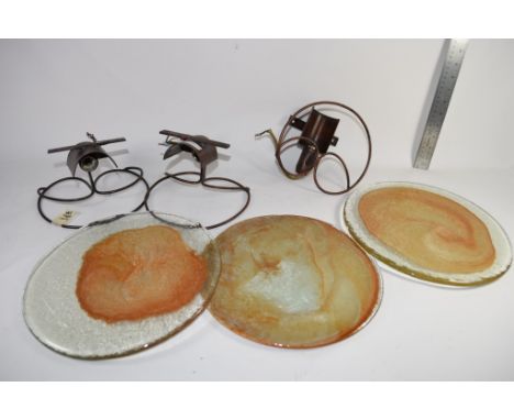 BOX THREE METAL LIGHT FITTINGS AND QTY OF SMALL GLASS PLATES 
