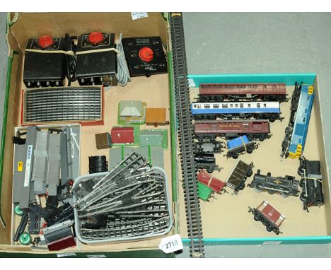 OO Gauge Locomotives, Diesels, Rolling Stock, Track and Accessories including Triang No.60 Tank Engine BR black 47606 clockwo