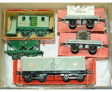 Hornby O Gauge a group of GWR Goods Wagons consisting of No.2 Luggage Van, Flat Truck with Cable Drum, Flat Truck with Insula