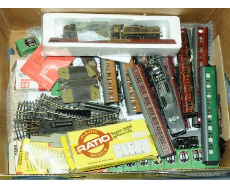 Hornby / Lima OO / HO Gauge a mixed group of Passenger Rolling Stock and Railway Accessories a quantity consisting of Fleisch