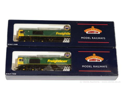 Bachmann OO Gauge Co-Co Freightliner green livery Class 66 Diesel Locos (1) 32-726 No.66610, condition Excellent in Good Plus