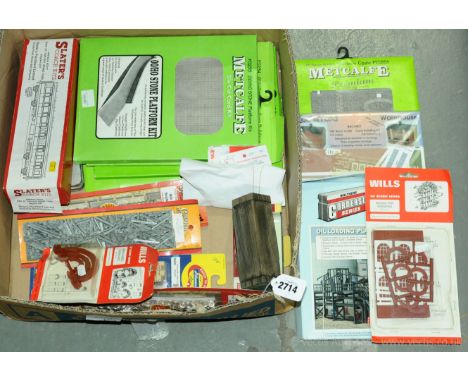 OO Gauge Accessories to include Wills Scenic Series brick porch overlays, round top windows, 3 x packs of Chooch scrap yard a