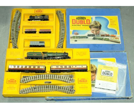 Hornby Dublo 3-rail Train Sets comprising EDP20 BR Western Region Set containing 4-6-0 BR green Castle Class Loco No.7013 "Br