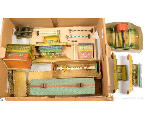 Hornby O Gauge mixed group of pre and post-war Railway accessories consisting of consisting of a No.2 Station, No.1 Signal Ca