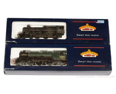 Bachmann OO Gauge BR Steam Locos comprising 31-559 2-6-2 green livery V2 Class No.60800 "Green Arrow", condition Good Plus to
