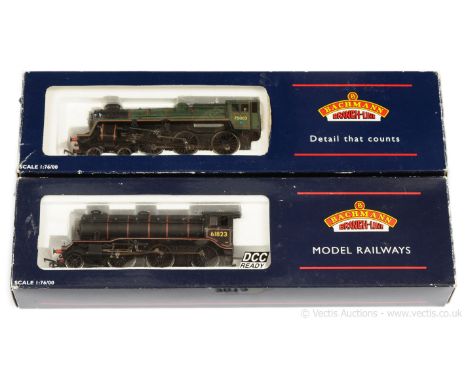 Bachmann OO Gauge BR Steam Locos comprising 32-278 2-6-0 lined black K3 Class No.61823, condition Good Plus to Excellent in g