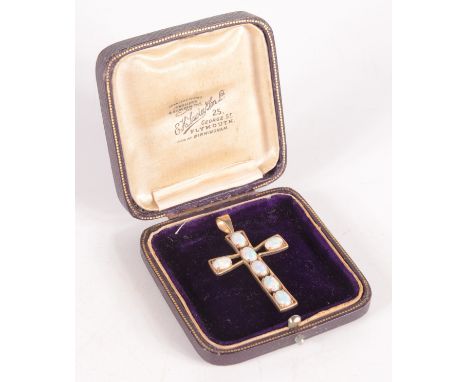 An opal set 9ct gold cross.