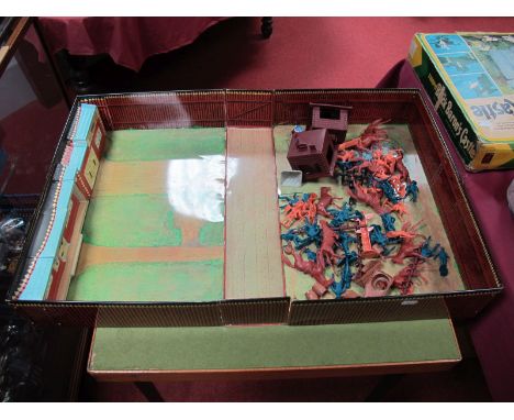 A 1968 Fort Apache Playset by Marx, tinplate case with plastic contents. Unchecked, playworn.