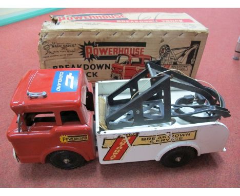 A Marx Large Scale Pressed Steel Breakdown Truck, in need of some repair to lift, boxed , box poor.